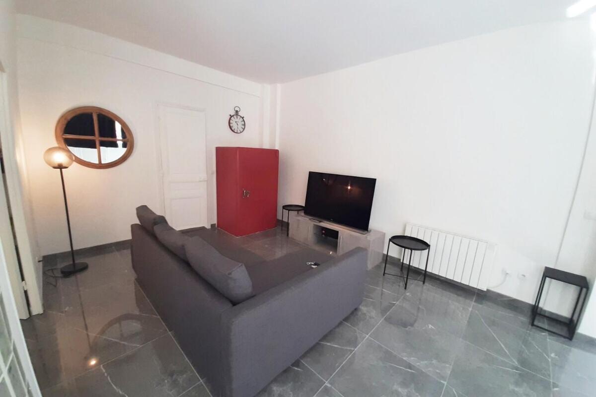 Sweet Apartment In Paris Montmartre מראה חיצוני תמונה