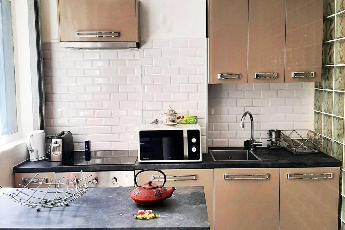Sweet Apartment In Paris Montmartre מראה חיצוני תמונה